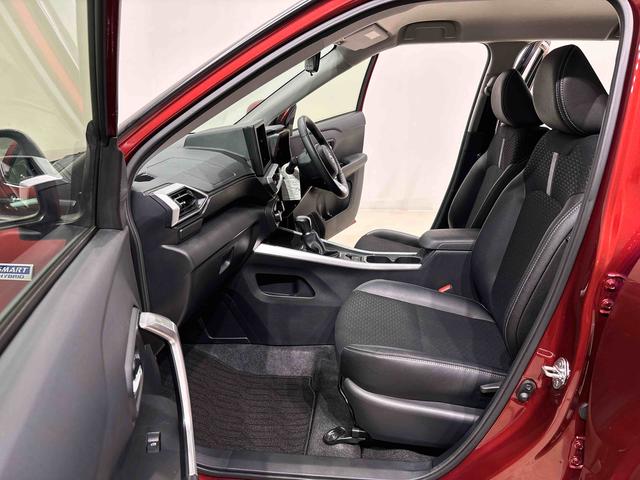 ロッキープレミアムＧ　ＨＥＶ　ＬＥＤヘッドライト・フォグランプバックモニター　電動パーキングブレーキ　運転席・助手席シートヒーター　プッシュボタンスタート　サイドエアバッグ　オートライト　オートエアコン　キーフリーシステム　純正アルミホイール（広島県）の中古車