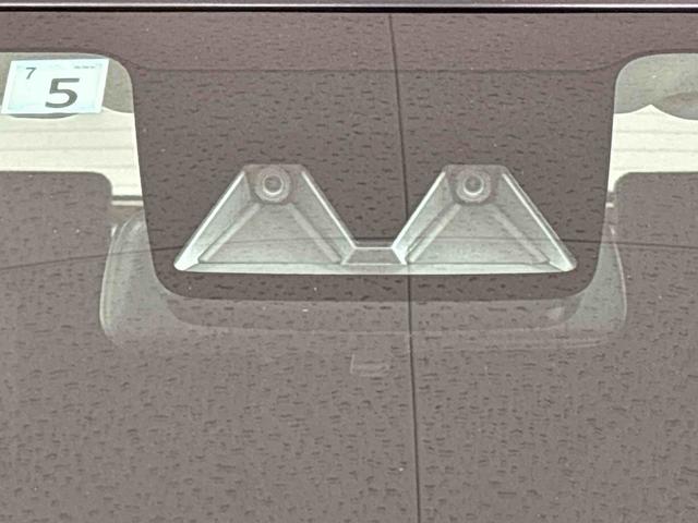 ロッキープレミアムＧ　ＨＥＶ　ＬＥＤヘッドライト・フォグランプバックモニター　電動パーキングブレーキ　運転席・助手席シートヒーター　プッシュボタンスタート　サイドエアバッグ　オートライト　オートエアコン　キーフリーシステム　純正アルミホイール（広島県）の中古車