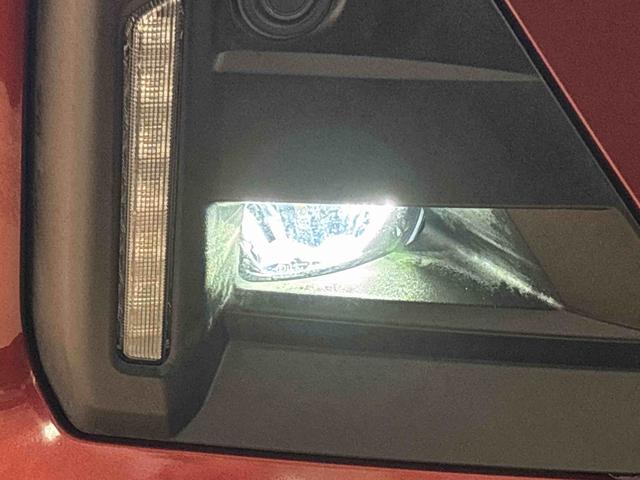 ロッキープレミアムＧ　ＨＥＶ　ＬＥＤヘッドライト・フォグランプバックモニター　電動パーキングブレーキ　運転席・助手席シートヒーター　プッシュボタンスタート　サイドエアバッグ　オートライト　オートエアコン　キーフリーシステム　純正アルミホイール（広島県）の中古車