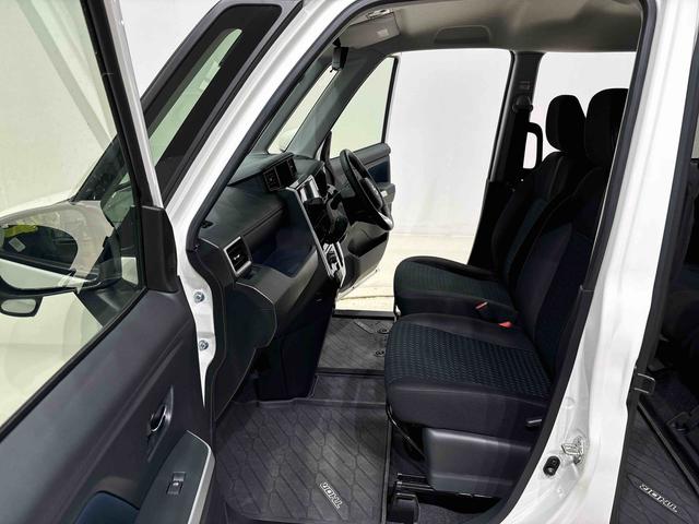 トールカスタムＧ　ターボ　９インチナビ　ＥＴＣ　バックモニターナビ　バックカメラ　ＥＴＣ　ＬＥＤヘッドランプ・フォグランプ　アルミホイール　オートライト　プッシュボタンスタート　クルーズコントロール　　コーナーセンサー　パワースライドドア　キーフリーシステム（広島県）の中古車