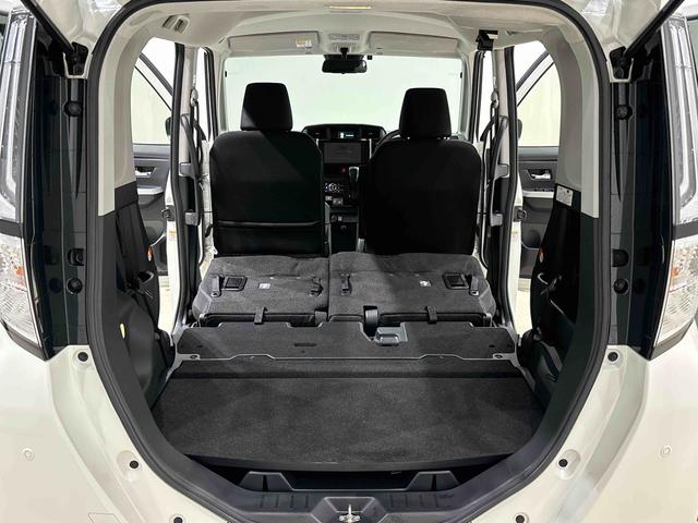 トールカスタムＧ　ターボ　９インチナビ　ＥＴＣ　バックモニターナビ　バックカメラ　ＥＴＣ　ＬＥＤヘッドランプ・フォグランプ　アルミホイール　オートライト　プッシュボタンスタート　クルーズコントロール　　コーナーセンサー　パワースライドドア　キーフリーシステム（広島県）の中古車