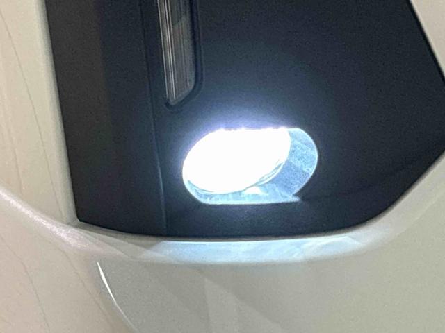 トールカスタムＧ　ターボ　９インチナビ　ＥＴＣ　バックモニターナビ　バックカメラ　ＥＴＣ　ＬＥＤヘッドランプ・フォグランプ　アルミホイール　オートライト　プッシュボタンスタート　クルーズコントロール　　コーナーセンサー　パワースライドドア　キーフリーシステム（広島県）の中古車