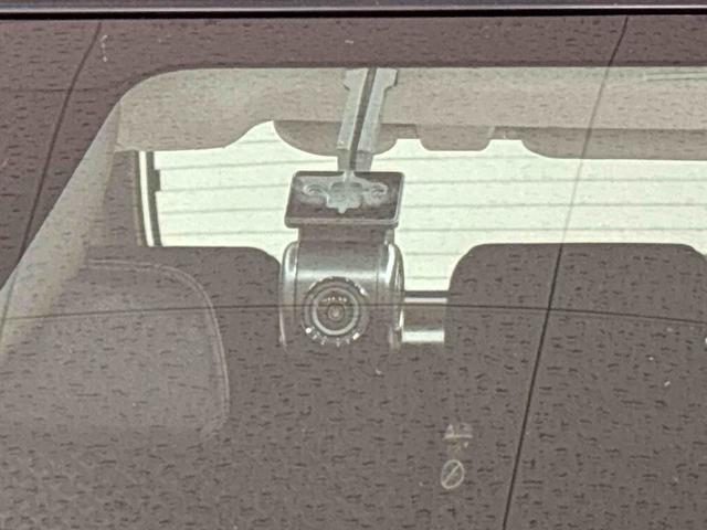 ロッキーＸ　ＨＥＶ　純正ナビゲーション　ドライブレコーダー　ＥＴＣ純正ナビ装着用アップグレードパック　電動パーキングブレーキ　オートブレーキホールド機能　オートライト　サイドエアバッグ　運転席シートリフター　チルトステアリング（広島県）の中古車