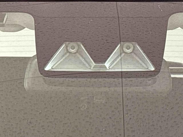 ロッキーＸ　ＨＥＶ　純正ナビゲーション　ドライブレコーダー　ＥＴＣ純正ナビ装着用アップグレードパック　電動パーキングブレーキ　オートブレーキホールド機能　オートライト　サイドエアバッグ　運転席シートリフター　チルトステアリング（広島県）の中古車