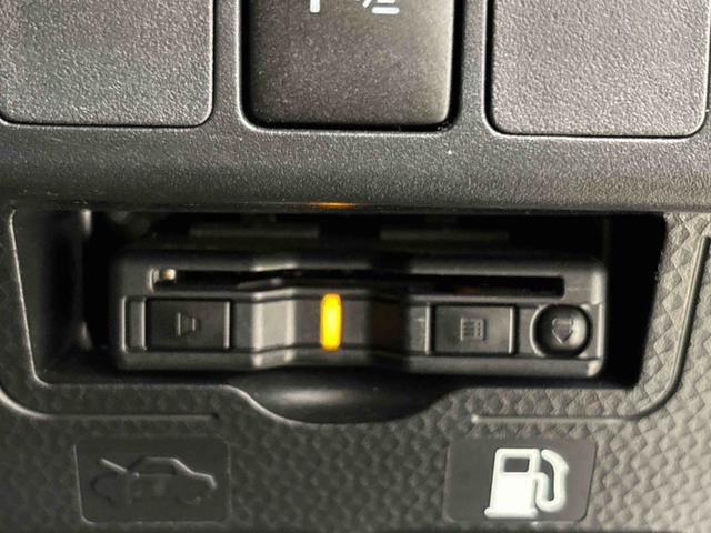 トールカスタムＧ　ターボ　ナビゲーション　ドラレコ　ＥＴＣＬＥＤヘッドランプ・フォグランプ　　アルミホイール　オートライト　プッシュボタンスタート　クルーズコントロール　　コーナーセンサー　パワースライドドア　キーフリーシステム（広島県）の中古車