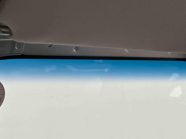 ハイゼットトラックエクストラＳＡIIIｔ　ＣＤチューナー　４ＷＤＬＥＤヘッドランプ　ＬＥＤフォグランプ　トップシェイドガラス　大型荷台作業灯　運転席ＳＲＳエアバック　パワーウインドウ　キーレスエントリー　パワードアロック　バックソナー　ＶＳＣ＆ＴＲＣ（広島県）の中古車