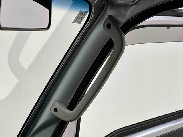 ハイゼットトラックエクストラＳＡIIIｔ　ＣＤチューナー　４ＷＤＬＥＤヘッドランプ　ＬＥＤフォグランプ　トップシェイドガラス　大型荷台作業灯　運転席ＳＲＳエアバック　パワーウインドウ　キーレスエントリー　パワードアロック　バックソナー　ＶＳＣ＆ＴＲＣ（広島県）の中古車
