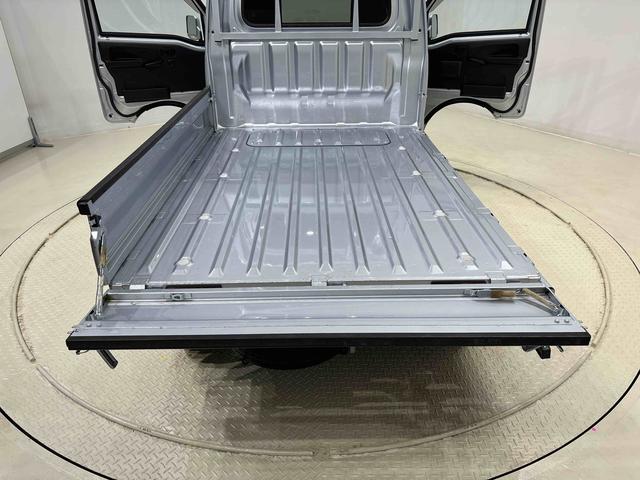 ハイゼットトラックエクストラＳＡIIIｔ　ＣＤチューナー　４ＷＤＬＥＤヘッドランプ　ＬＥＤフォグランプ　トップシェイドガラス　大型荷台作業灯　運転席ＳＲＳエアバック　パワーウインドウ　キーレスエントリー　パワードアロック　バックソナー　ＶＳＣ＆ＴＲＣ（広島県）の中古車