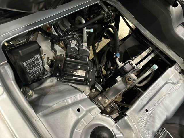 ハイゼットトラックエクストラＳＡIIIｔ　ＣＤチューナー　４ＷＤＬＥＤヘッドランプ　ＬＥＤフォグランプ　トップシェイドガラス　大型荷台作業灯　運転席ＳＲＳエアバック　パワーウインドウ　キーレスエントリー　パワードアロック　バックソナー　ＶＳＣ＆ＴＲＣ（広島県）の中古車