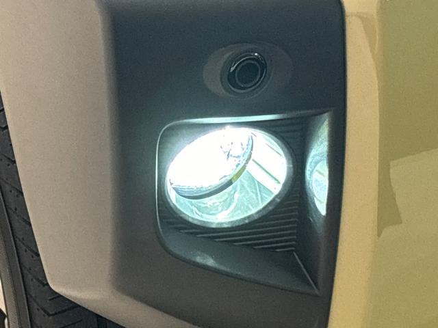 タフトG ダーククロムベンチャー キーフリーシステム バックカメラ4WD スカイフィールトップ クロムパック メッキパック シルバーアンダーガーニッシュ インテリアアクセント LEDオートライト&フォグランプ リヤヒーターダクト アルミホイール シートヒーター(広島県)の中古車