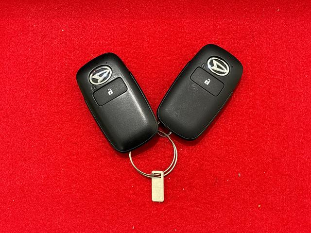 タフトG ダーククロムベンチャー キーフリーシステム バックカメラ4WD スカイフィールトップ クロムパック メッキパック シルバーアンダーガーニッシュ インテリアアクセント LEDオートライト&フォグランプ リヤヒーターダクト アルミホイール シートヒーター(広島県)の中古車