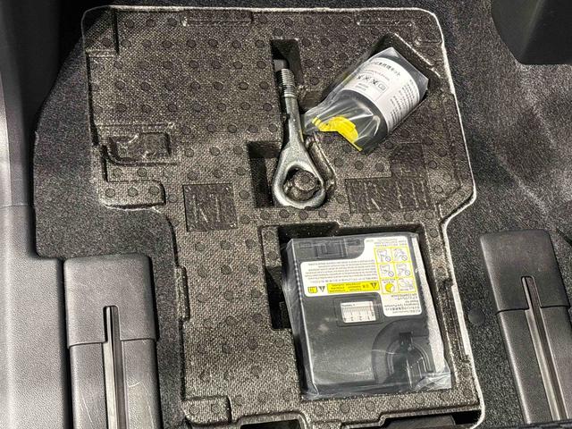 タントカスタムRSLEDオートライト パワースライドドアウェルカムオープン機能 電動パーキングブレーキ 運転席助手席シートヒーター アルミホイール キーフリーシステム オート電動格納式ドアミラー(広島県)の中古車