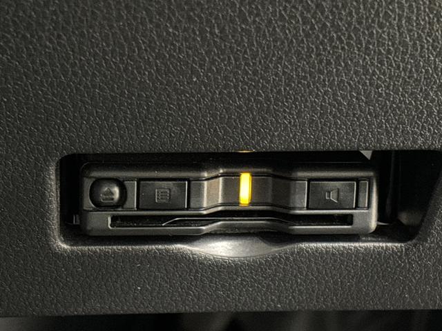 ハイゼットカーゴＤＸ　４ＷＤ　オートライト　ナビ　ＥＴＣ　リヤヒーターキーレスエントリー　マニュアルエアコン　運転席・助手席パワーウインドウ　オートライト　ハンド式サイドブレーキ　ハロゲンヘッドライト　アイドリングストップ機能　　　テンパータイヤ（広島県）の中古車