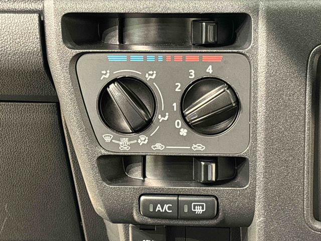 ハイゼットカーゴＤＸ　４ＷＤ　オートライト　ナビ　ＥＴＣ　リヤヒーターキーレスエントリー　マニュアルエアコン　運転席・助手席パワーウインドウ　オートライト　ハンド式サイドブレーキ　ハロゲンヘッドライト　アイドリングストップ機能　　　テンパータイヤ（広島県）の中古車