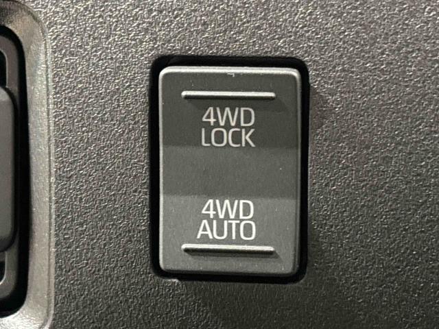 ハイゼットカーゴＤＸ　４ＷＤ　オートライト　ナビ　ＥＴＣ　リヤヒーターキーレスエントリー　マニュアルエアコン　運転席・助手席パワーウインドウ　オートライト　ハンド式サイドブレーキ　ハロゲンヘッドライト　アイドリングストップ機能　　　テンパータイヤ（広島県）の中古車