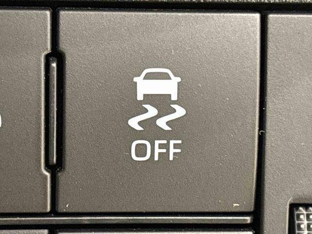 ハイゼットカーゴＤＸ　４ＷＤ　オートライト　ナビ　ＥＴＣ　リヤヒーターキーレスエントリー　マニュアルエアコン　運転席・助手席パワーウインドウ　オートライト　ハンド式サイドブレーキ　ハロゲンヘッドライト　アイドリングストップ機能　　　テンパータイヤ（広島県）の中古車