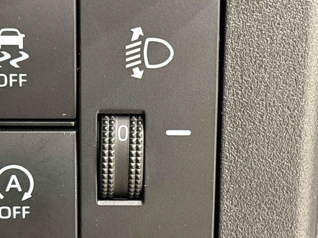 ハイゼットカーゴＤＸ　４ＷＤ　オートライト　ナビ　ＥＴＣ　リヤヒーターキーレスエントリー　マニュアルエアコン　運転席・助手席パワーウインドウ　オートライト　ハンド式サイドブレーキ　ハロゲンヘッドライト　アイドリングストップ機能　　　テンパータイヤ（広島県）の中古車