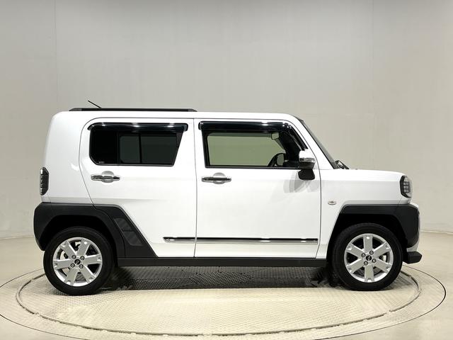 タフトＧターボ　クロムベンチャー　　９インチナビ・バックカメラスカイフィールトップ　クロムパック　メッキパック　シルバーアンダーガーニッシュ　インテリアアクセント　ＬＥＤオートハイビーム＆フォグランプ　電動パーキングブレーキ　バックカメラ　アルミホイール（広島県）の中古車