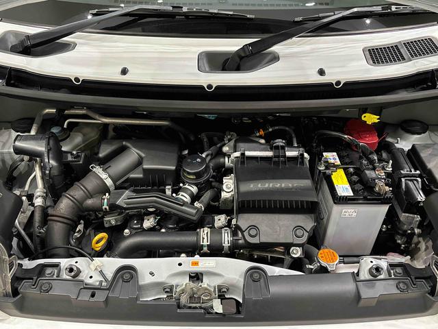 タフトＧターボ　クロムベンチャー　　９インチナビ・バックカメラスカイフィールトップ　クロムパック　メッキパック　シルバーアンダーガーニッシュ　インテリアアクセント　ＬＥＤオートハイビーム＆フォグランプ　電動パーキングブレーキ　バックカメラ　アルミホイール（広島県）の中古車