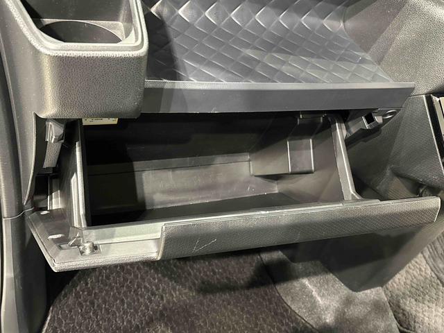 タントカスタムＸ　カーナビ　ドライブレコーダー　バックモニターＥＴＣ車載器　後席両側パワースライドドア　運転席・助手席シートヒーター　ＬＥＤヘッドライト・フォグランプ　オートエアコン　サイドエアバッグ　オートライト　純正１４インチアルミホイール　キーフリー（広島県）の中古車