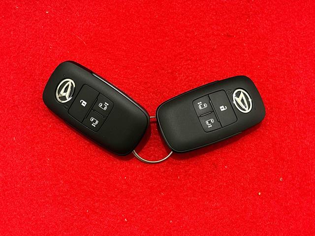 タントカスタムＲＳ　ターボ　運転席・助手席シートヒーター純正ナビ装着用アップグレードパック　両側電動スライドドア　電動パーキングブレーキ　オートブレーキホールド機能　本革巻ステアリングホイール　格納式リヤドアサンシェード　キーフリーシステム（広島県）の中古車