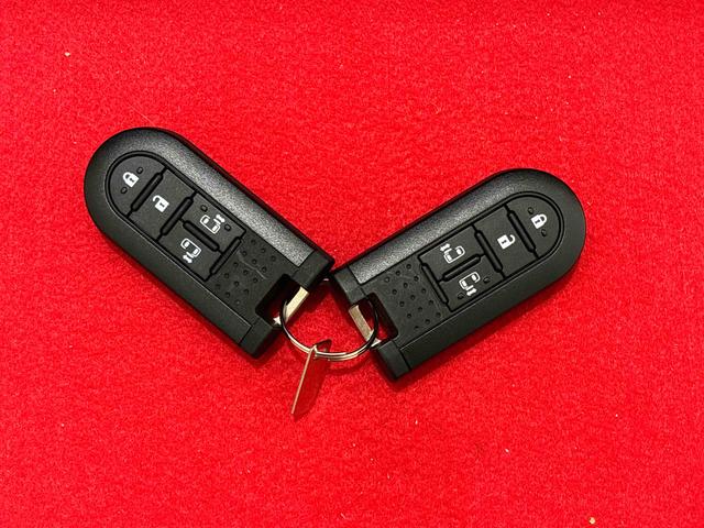 ムーヴキャンバスＧブラックアクセントＶＳ　ＳＡIII　ナビ　ドラレコ　ＥＴＣＬＥＤヘッドランプ・フォグランプ　置き楽ボックス　オートライト　プッシュボタンスタート　セキュリティアラーム　パノラマモニター対応カメラ　両側パワースライドドア（広島県）の中古車