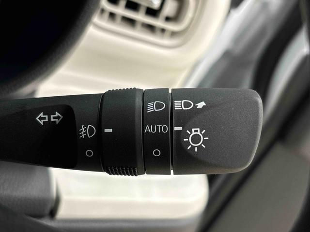 ムーヴキャンバスストライプスＧ　バックモニター対応カメラ　シートヒーターＬＥＤオートライト・フォグランプ　電動パーキングブレーキ　プッシュボタンスタート　セキュリティアラーム　バックカメラ　両側パワースライドドアウエルカムオープン機能　オート電動格納式ドアミラー（広島県）の中古車