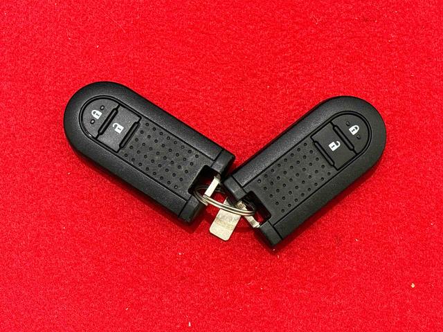 キャストスタイルＸナビ　バックカメラ　ＥＴＣ　マルチリフレクターハロゲンヘッドランプ　フルホイールキャップ　オートライト　プッシュボタンスタート　セキュリティアラーム（広島県）の中古車