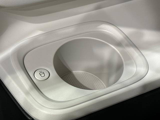 ムーヴキャンバスストライプスＧ　バックモニター対応　電動パーキングブレーキＬＥＤオートライト・フォグランプ　電動パーキングブレーキ　プッシュボタンスタート　セキュリティアラーム　バックカメラ　両側パワースライドドアウエルカムオープン機能　オート電動格納式ドアミラー（広島県）の中古車