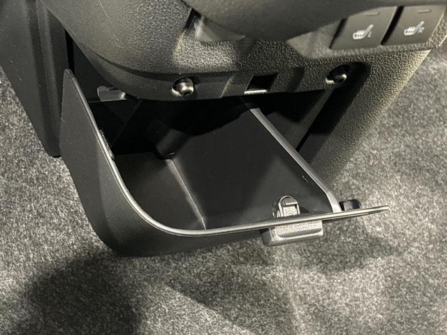 ムーヴキャンバスストライプスＧ　バックモニター対応　電動パーキングブレーキＬＥＤオートライト・フォグランプ　電動パーキングブレーキ　プッシュボタンスタート　セキュリティアラーム　バックカメラ　両側パワースライドドアウエルカムオープン機能　オート電動格納式ドアミラー（広島県）の中古車