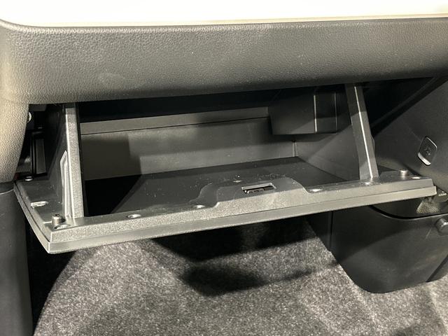 ムーヴキャンバスストライプスＧ　バックモニター対応　電動パーキングブレーキＬＥＤオートライト・フォグランプ　電動パーキングブレーキ　プッシュボタンスタート　セキュリティアラーム　バックカメラ　両側パワースライドドアウエルカムオープン機能　オート電動格納式ドアミラー（広島県）の中古車