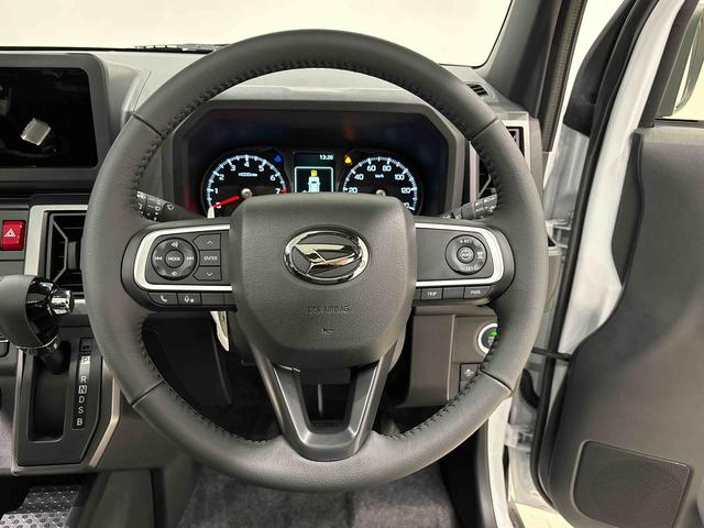 タフトＧ　ダーククロムベンチャー　バックモニター　シートヒータースカイフィールトップ　クロムパック　メッキパック　シルバーアンダーガーニッシュ　インテリアアクセント　ＬＥＤオートライト＆フォグランプ　電動パーキングブレーキ　バックカメラ　アルミホイール（広島県）の中古車