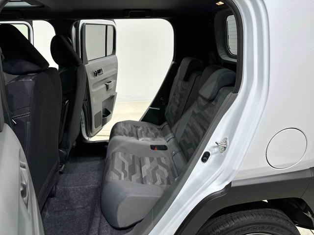 タフトＧ　ダーククロムベンチャー　バックモニター　シートヒータースカイフィールトップ　クロムパック　メッキパック　シルバーアンダーガーニッシュ　インテリアアクセント　ＬＥＤオートライト＆フォグランプ　電動パーキングブレーキ　バックカメラ　アルミホイール（広島県）の中古車