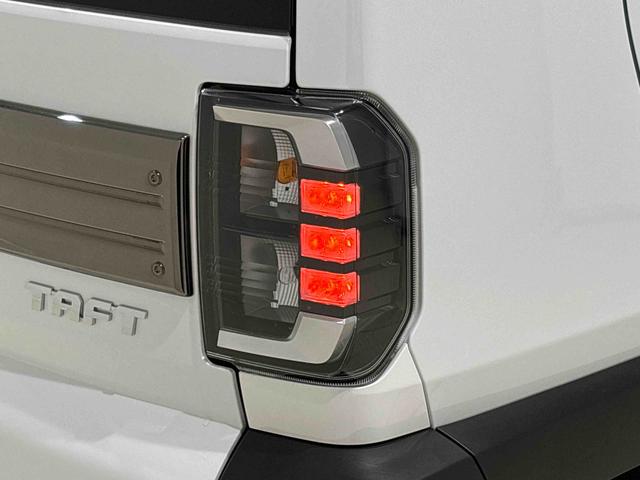 タフトＧ　ダーククロムベンチャー　バックモニター　シートヒータースカイフィールトップ　クロムパック　メッキパック　シルバーアンダーガーニッシュ　インテリアアクセント　ＬＥＤオートライト＆フォグランプ　電動パーキングブレーキ　バックカメラ　アルミホイール（広島県）の中古車