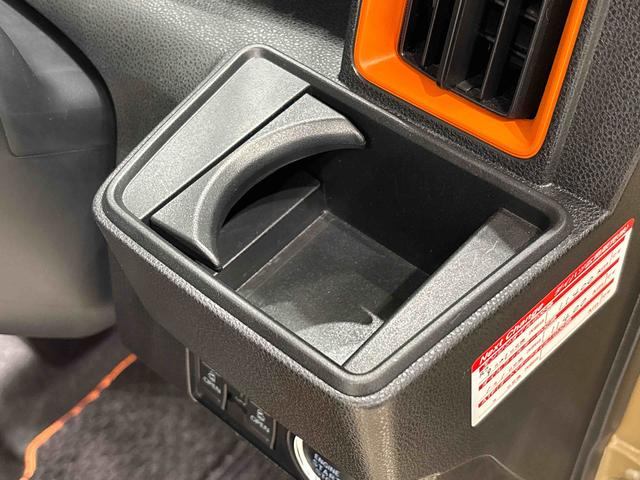 タントファンクロスターボ　社外ナビゲーション　キーフリーシステム純正ナビ装着用アップグレードパック　ミラクルオートステップ　運転席・助手席シートヒーター　両側電動スライドドア　電動パーキングブレーキ　オートブレーキホールド機能　格納式リヤドアサンシェード（広島県）の中古車