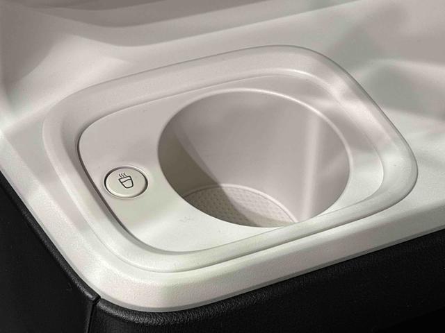 ムーヴキャンバスストライプスＧターボ　ナビゲーション　ＥＴＣ　バックカメラ電動パーキングブレーキ　後席両側パワースライドドア　運転席・助手席シートヒーター　ＬＥＤヘッドライト・フォグランプ　オートライト　サイドエアバッグ　アイドリングストップ機能（広島県）の中古車