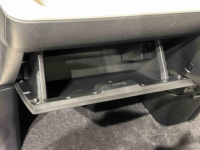 ムーヴキャンバスストライプスＧターボ　ナビゲーション　ＥＴＣ　バックカメラ電動パーキングブレーキ　後席両側パワースライドドア　運転席・助手席シートヒーター　ＬＥＤヘッドライト・フォグランプ　オートライト　サイドエアバッグ　アイドリングストップ機能（広島県）の中古車