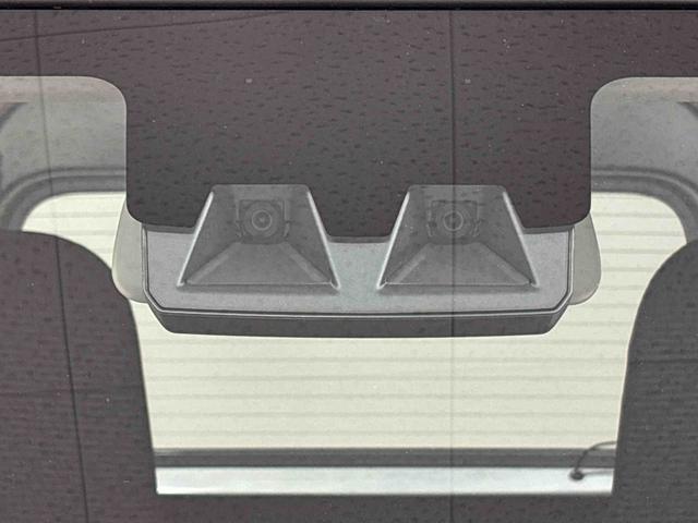 ハイゼットカーゴＤＸ　４ＷＤ　ＡＭ／ＦＭラジオ　キーレスエントリー標準装備マニュアルエアコン　アイドリングストップ機能　リヤヒーター　引き上げ式サイドブレーキ　ハロゲンヘッドライト　スペアタイヤ　スマートアシスト付き（広島県）の中古車