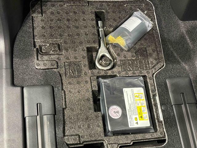 タントＸ　　令和７年式　走行５０キロ　保証継承　納車前点検ＬＥＤオートライト　パワースライドドアウェルカムオープン機能　電動格納式ドアミラー　助手席ロングスライド　助手席イージークローザー　　セキュリティアラーム　キーフリーシステム（広島県）の中古車