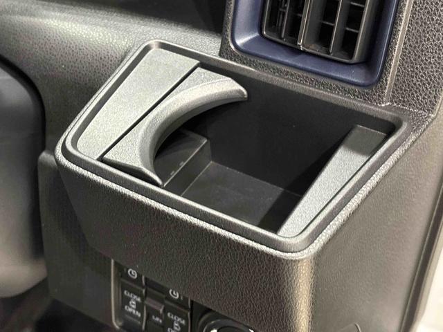 タントカスタムＲＳ　バックモニター　電動パーキングブレーキＬＥＤヘッドライト・フォグランプ　後席両側パワースライドドア　運転席・助手席シートヒーター　オートライト　サイドエアバッグ　オートエアコン　キーフリーシステム　純正１５インチアルミホイール（広島県）の中古車