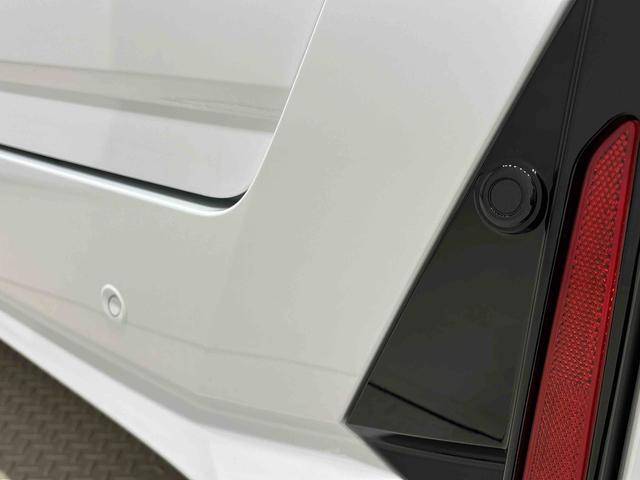 タントカスタムＲＳ　バックモニター　電動パーキングブレーキＬＥＤヘッドライト・フォグランプ　後席両側パワースライドドア　運転席・助手席シートヒーター　オートライト　サイドエアバッグ　オートエアコン　キーフリーシステム　純正１５インチアルミホイール（広島県）の中古車