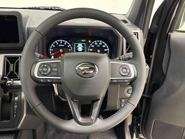 タフトＧ　ダーククロムベンチャー　バックモニター対応カメラスカイフィールトップ　クロムパック　インテリアアクセント　ＬＥＤオートハイビーム＆フォグランプ　電動パーキングブレーキ　バックカメラ　アルミホイール（広島県）の中古車