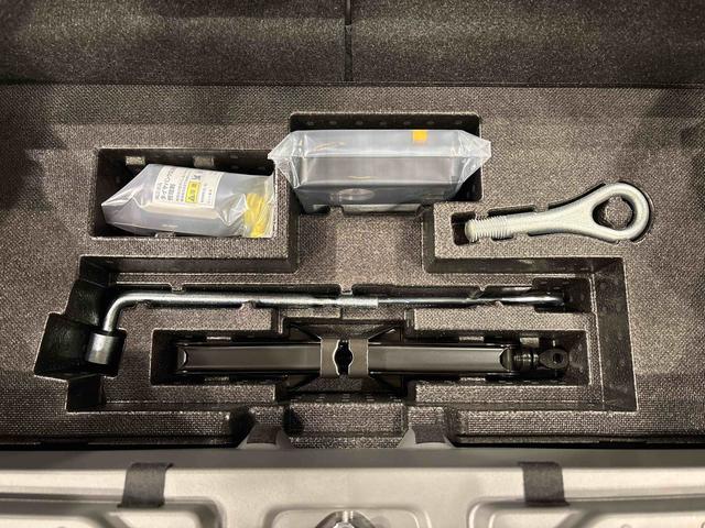 タフトＧ　ダーククロムベンチャー　バックモニター対応カメラスカイフィールトップ　クロムパック　インテリアアクセント　ＬＥＤオートハイビーム＆フォグランプ　電動パーキングブレーキ　バックカメラ　アルミホイール（広島県）の中古車