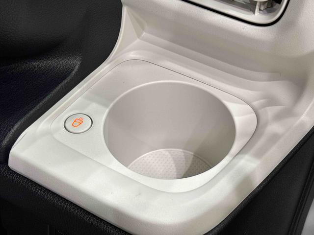 ムーヴキャンバスストライプスＧＲ７年式／メーカー保証（保証継承付）／延長保証追加／ＬＥＤオートライト・フォグランプ／電動パーキングブレーキ／プッシュボタンスタート／バックカメラ（広島県）の中古車