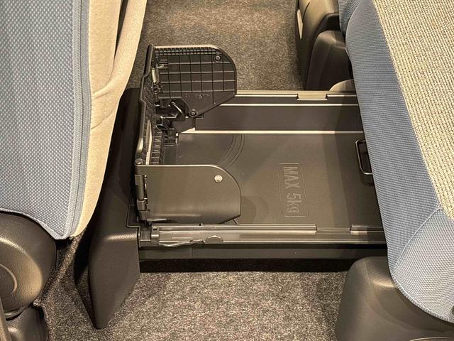 ムーヴキャンバスストライプスＧＲ７年式／メーカー保証（保証継承付）／延長保証追加／ＬＥＤオートライト・フォグランプ／電動パーキングブレーキ／プッシュボタンスタート／バックカメラ（広島県）の中古車