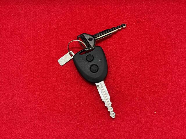 ミライースＸ　ＳＡIIIＬＥＤヘッドランプ　セキュリティアラーム　コーナーセンサー　１４インチフルホイールキャップ　キーレスエントリー　電動格納式ドアミラー　ショツピングフック　マニュアルエアコン（広島県）の中古車