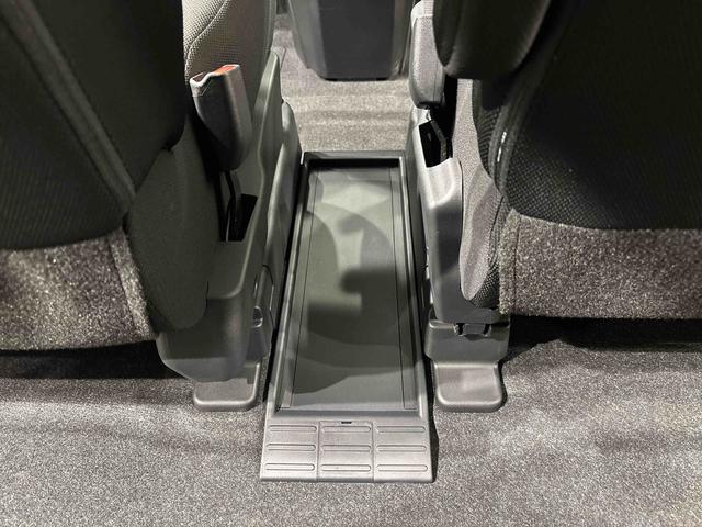 トールカスタムＧ　９インチディスプレイオーディオ　キーフリー全車速追従機能付ＡＣＣ　電動パーキングブレーキ　オートブレーキホールド機能　両側電動スライドドア　１４インチアルミホイール　本革巻ステアリングホイール（広島県）の中古車
