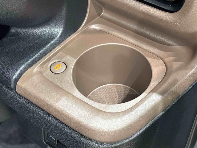 ムーヴキャンバスセオリーＧＬＥＤオートライト・フォグランプ　電動パーキングブレーキ　プッシュボタンスタート　セキュリティアラーム　バックカメラ　両側パワースライドドアウエルカムオープン機能　オート電動格納式ドアミラー（広島県）の中古車