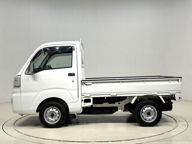 ハイゼットトラックスタンダード マニュアルレベリング機能付ハロゲンヘッドランプハロゲンフォグランプ AM・FMラジオ マニュアルエアコン ガードフレーム スペアタイヤ バッテリーカバー パートタイム4WD マルチユーティリティーフック ドリンクホルダー(広島県)の中古車