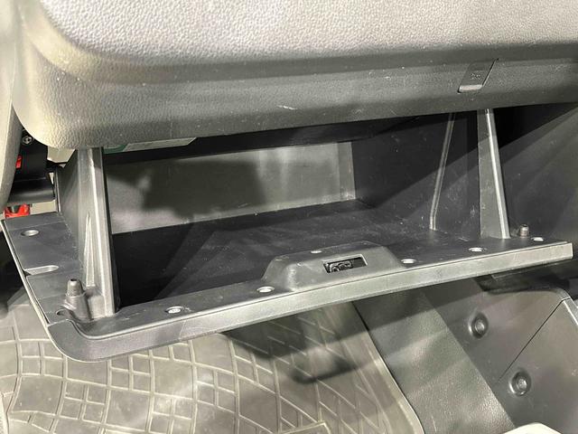 ハイゼットトラックスタンダード マニュアルレベリング機能付ハロゲンヘッドランプハロゲンフォグランプ AM・FMラジオ マニュアルエアコン ガードフレーム スペアタイヤ バッテリーカバー パートタイム4WD マルチユーティリティーフック ドリンクホルダー(広島県)の中古車